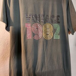 SHEIN Vintage 1982 Graphic Tee - Dark Green
